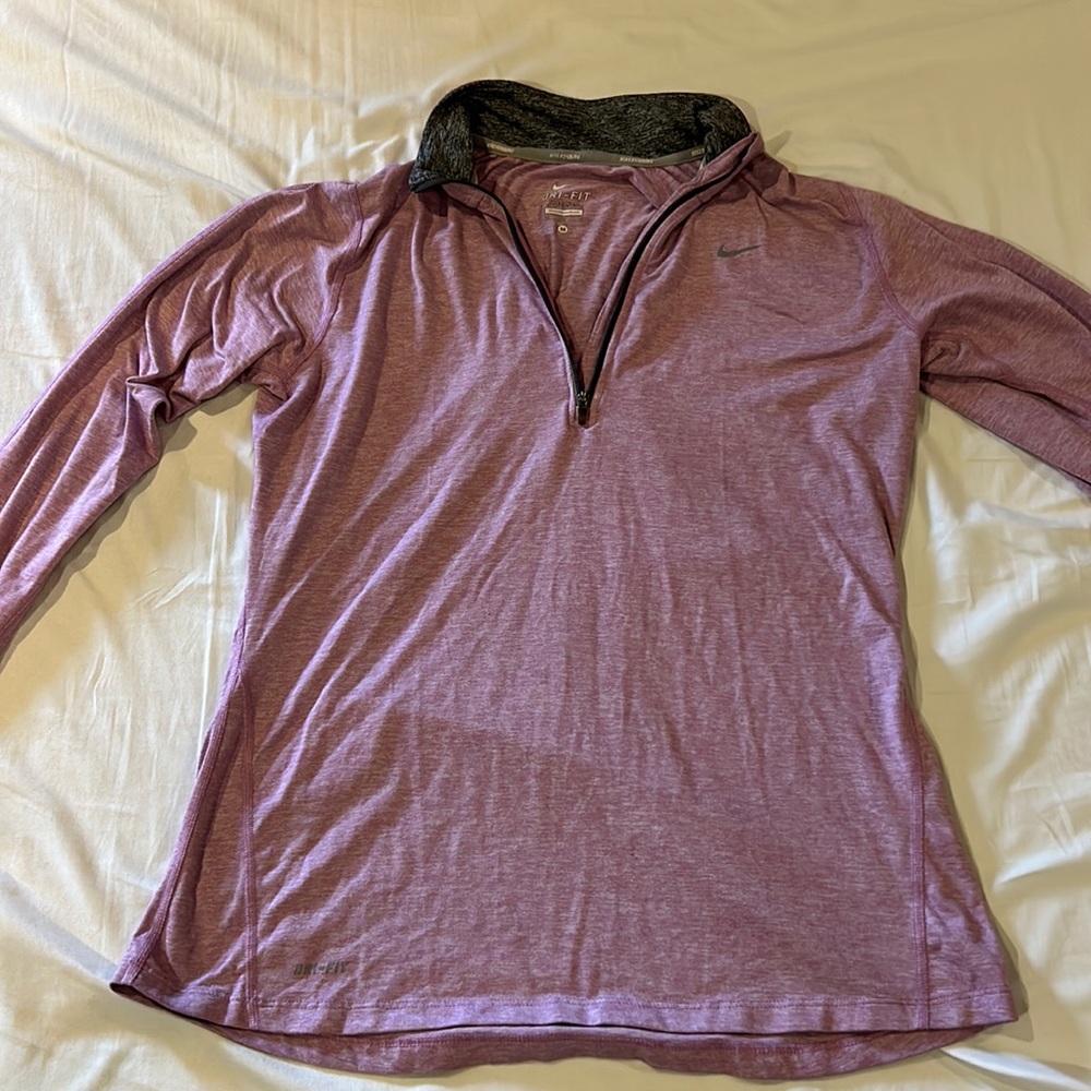 Nike DriFit Pullover